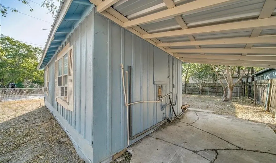 2 bed, 810 sqft, $1,000 — Photo 4