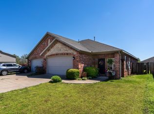 701 SW Caprington St #3, Bentonville, AR 72712