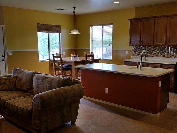 KITCHEN/DINING/LIVING