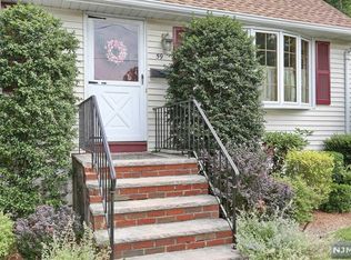 59 Beverly Pl, Bergenfield, NJ 07621