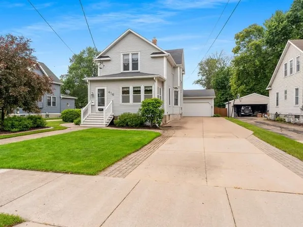 416 4th St, Neenah, WI 54956