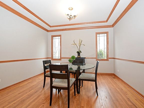 5th image of 17419 Longwood Dr