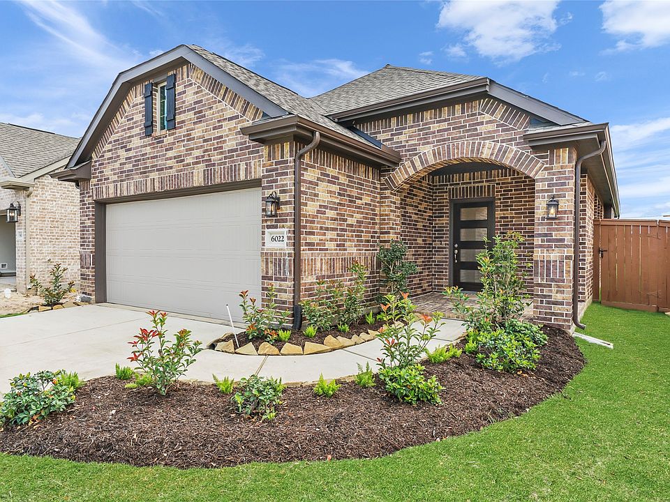 1st image of 3934 Chesapeake Ln