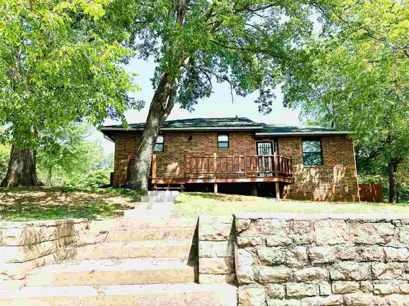 423 S 11th St, Ponca City, OK 74601