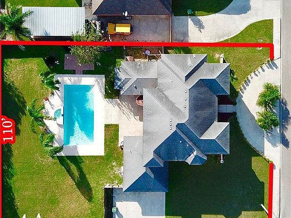 3rd image of 1311 Eucalyptus St