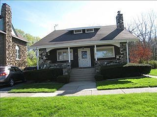 1st image of 309 Pearl St