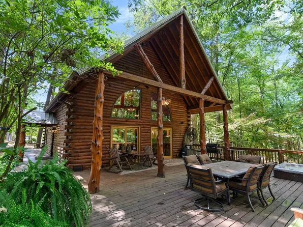 185 Marlin Dr, Broken Bow, OK 74728