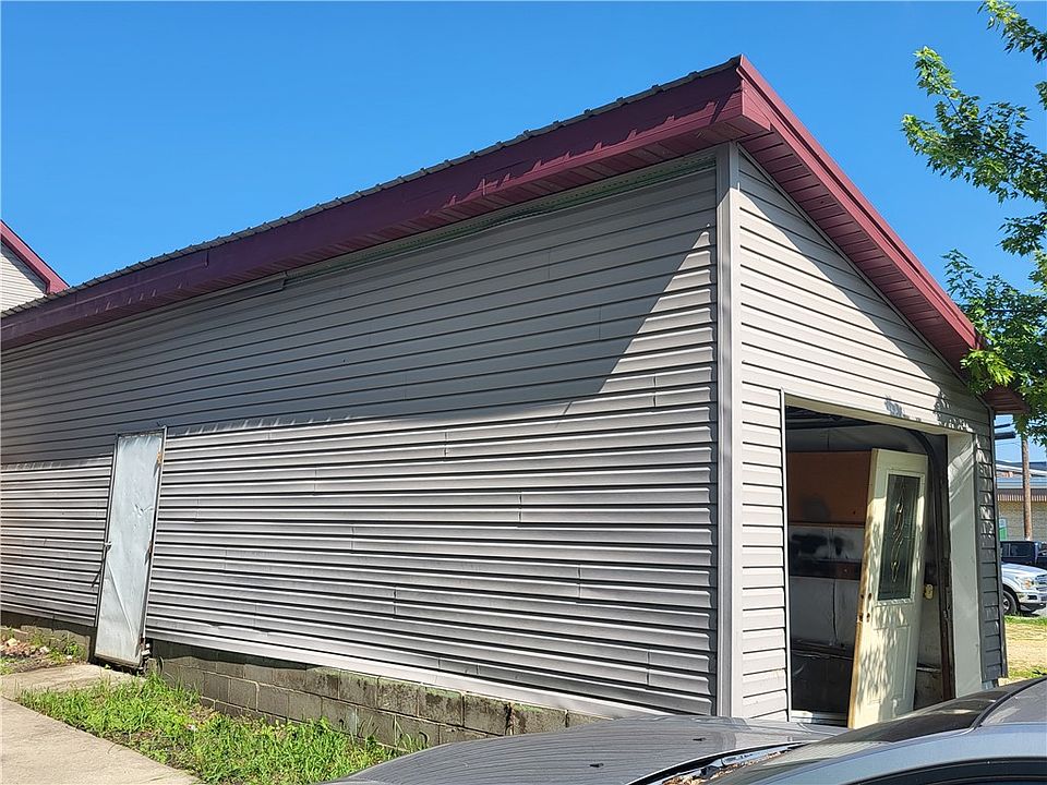 2nd image of 208 Ruth Avenue #1