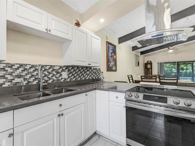137 Essex Rd #3-28, Hollywood, FL, 33024