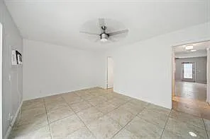 1 bed, 1.5 bath, 684 sqft, $1,600 — Photo 4