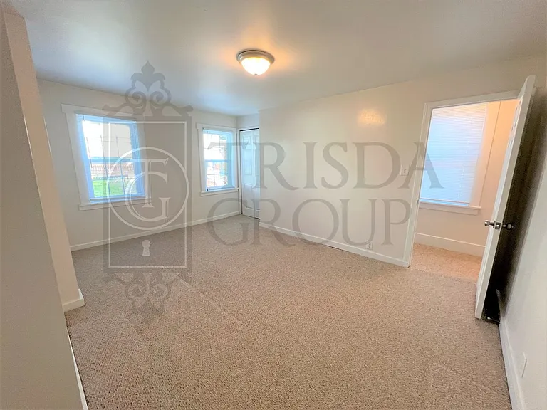 618 Southern Ave — Photo 20