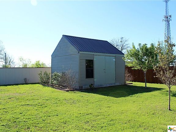 5th image of 1100 Copper Creek Dr