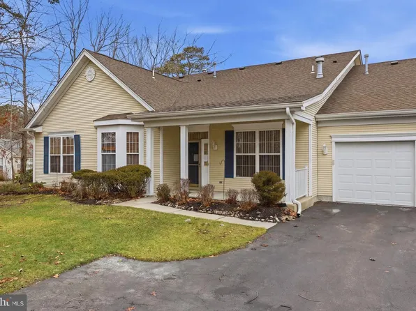 127 Dover Ct, Absecon, NJ 08205