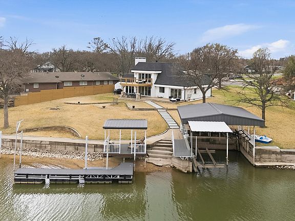 3rd image of 11160 Stanfield Rd