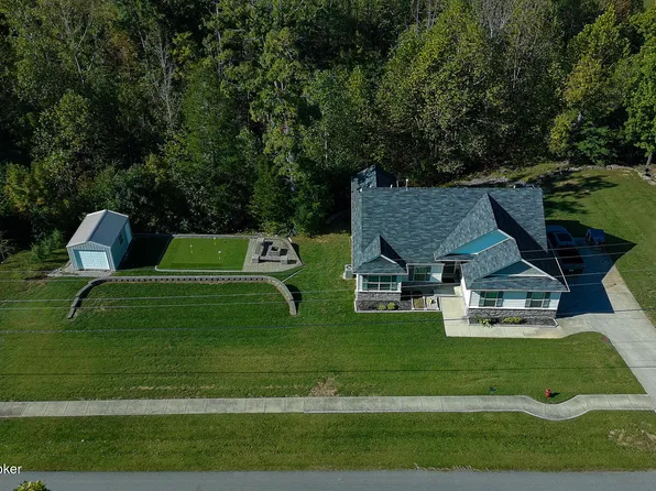 1007 Bogard Ln, Mount Washington, KY 40047