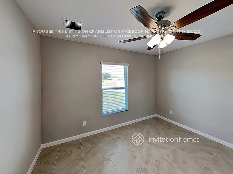 373 NW Avens St — Photo 14