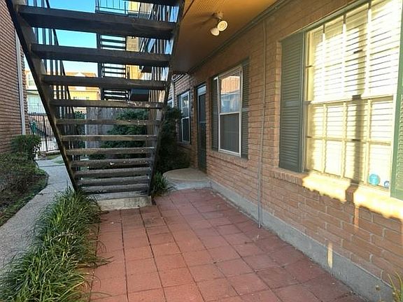 3rd image of 3110 Edenborn Ave APT 303
