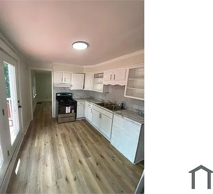 2114 Telegraph Rd — Photo 1