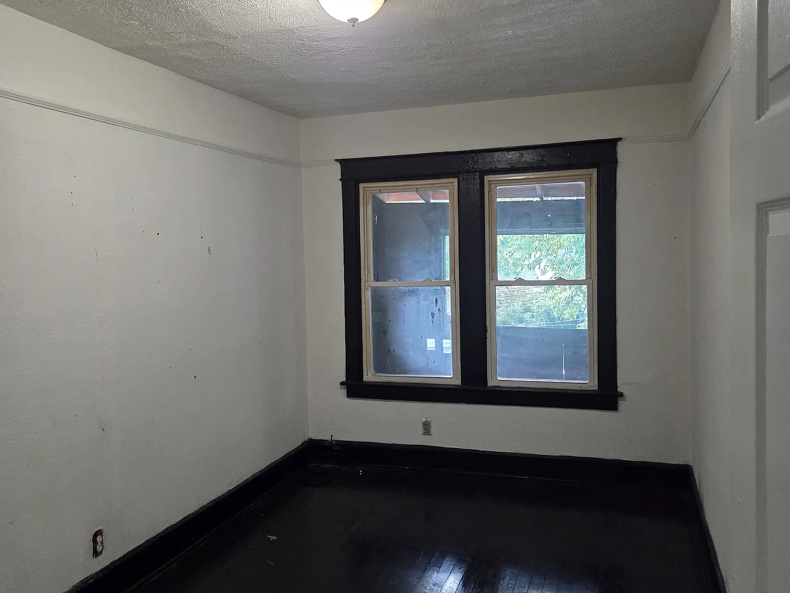 2 bed, $900 — Photo 3