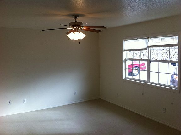 3rd image of 137 County Road 4681