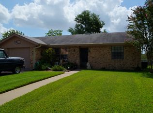 902 Lorey Ln, Caldwell, TX 77836