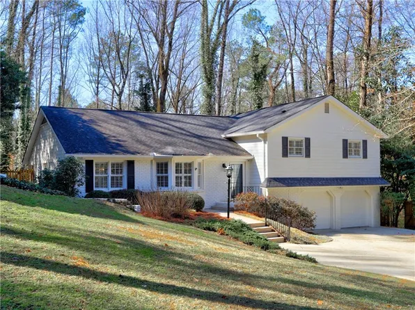 5660 Colton Dr, Sandy Springs, GA 30342