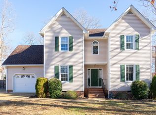 200 Thornhill Dr, Chester, VA 23836