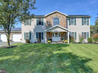 409 Timber Cir, New Bloomfield, PA 17068