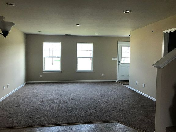 4th image of 10400 Richmond Ave