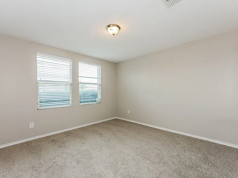 9128 Garden Springs Dr — Photo 12