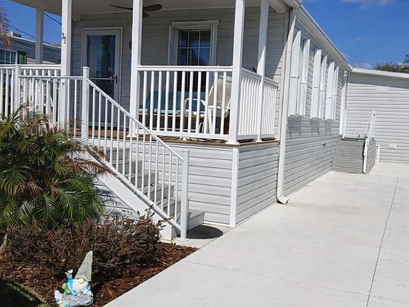 2nd image of 37 Hopetown Rd #37