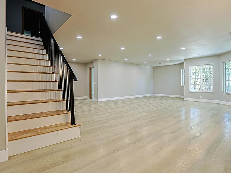 9909 Merced River Ave — Photo 18