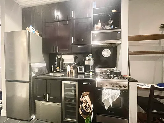 Rented by Century 21 Premier  | media 12