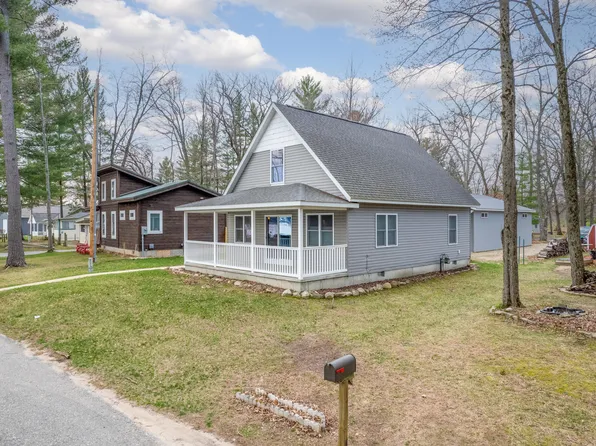 10020 Florence St, Lake, MI 48632