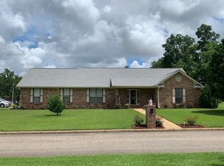 1402 Whitfield Ave, Dothan, AL 36305