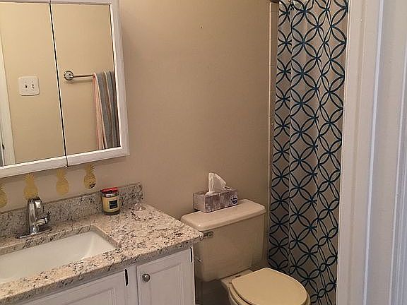 2nd floor bathroom