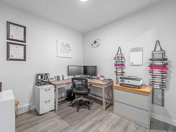 5th image of 178 E Creekstone Path SW