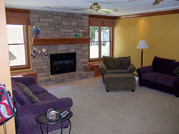 3rd image of 507 Country Woods Ln
