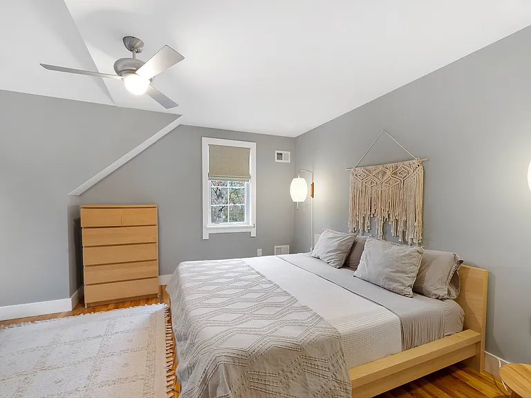 5 Kingstown Ave — Photo 9