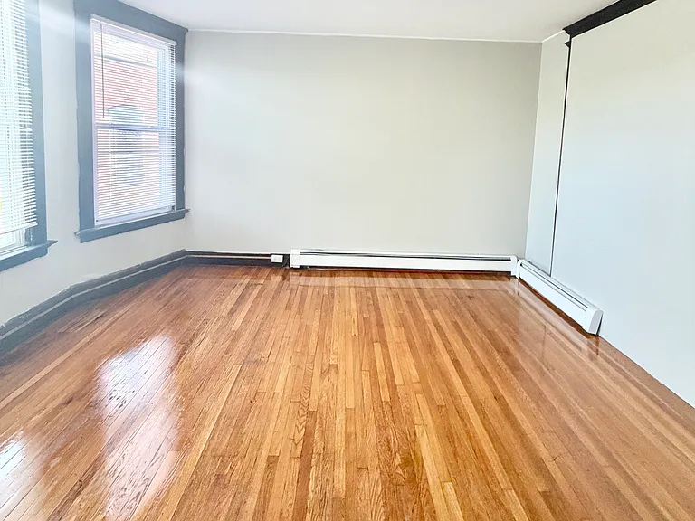 603 Howard Ave #2C — Photo 8