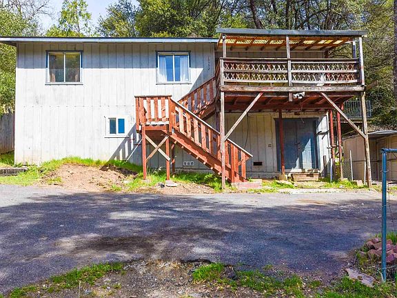 2nd image of 16552 Creekside Dr