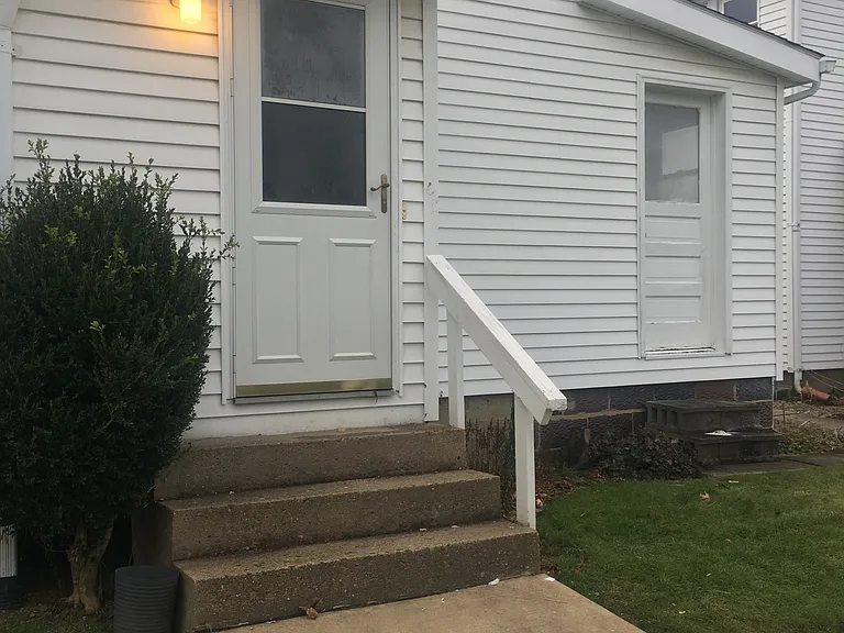 37 Elkin Ave #A — Photo 8