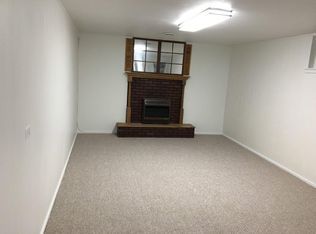 609 W Angus St, Gretna, NE 68028