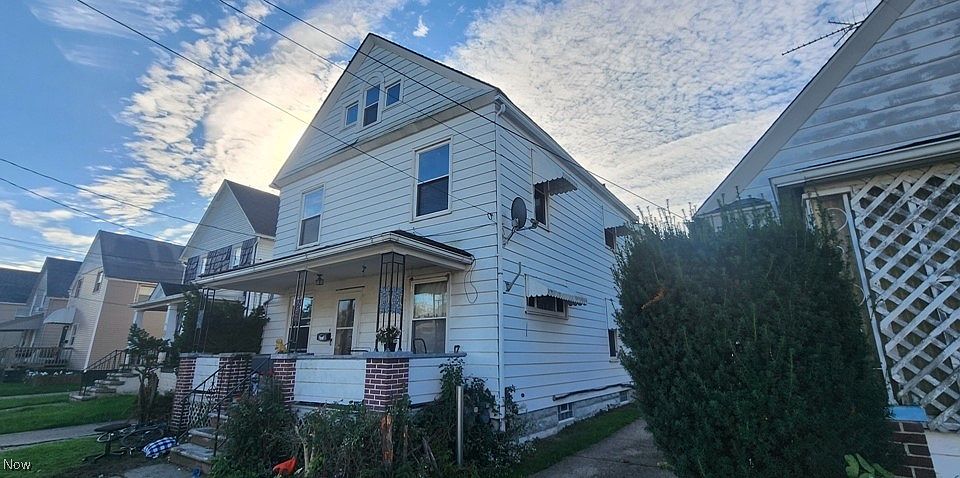 1st image of 1035 W 17th St
