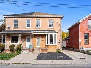 241 Robert St, Hamilton, ON L8L 2R2