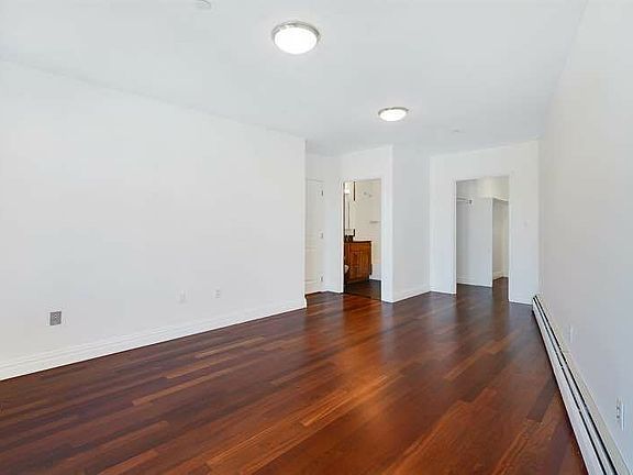 3rd image of 1805 27th Ave
