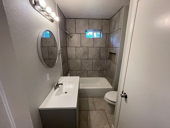 5th image of 3700 N Redmond Ave #2