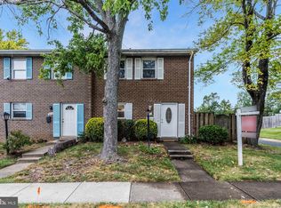 801 S Concord Ct, Sterling, VA 20164