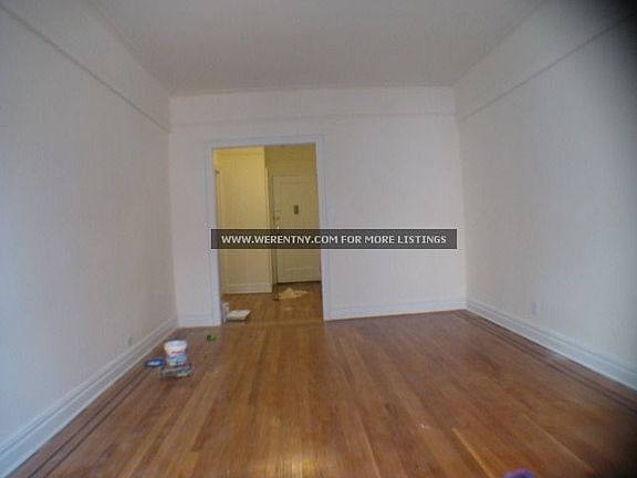 4th image of 4308 40th St APT 4F