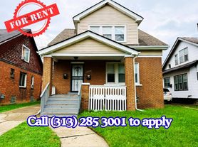 13350 Robson Ave, Detroit, MI